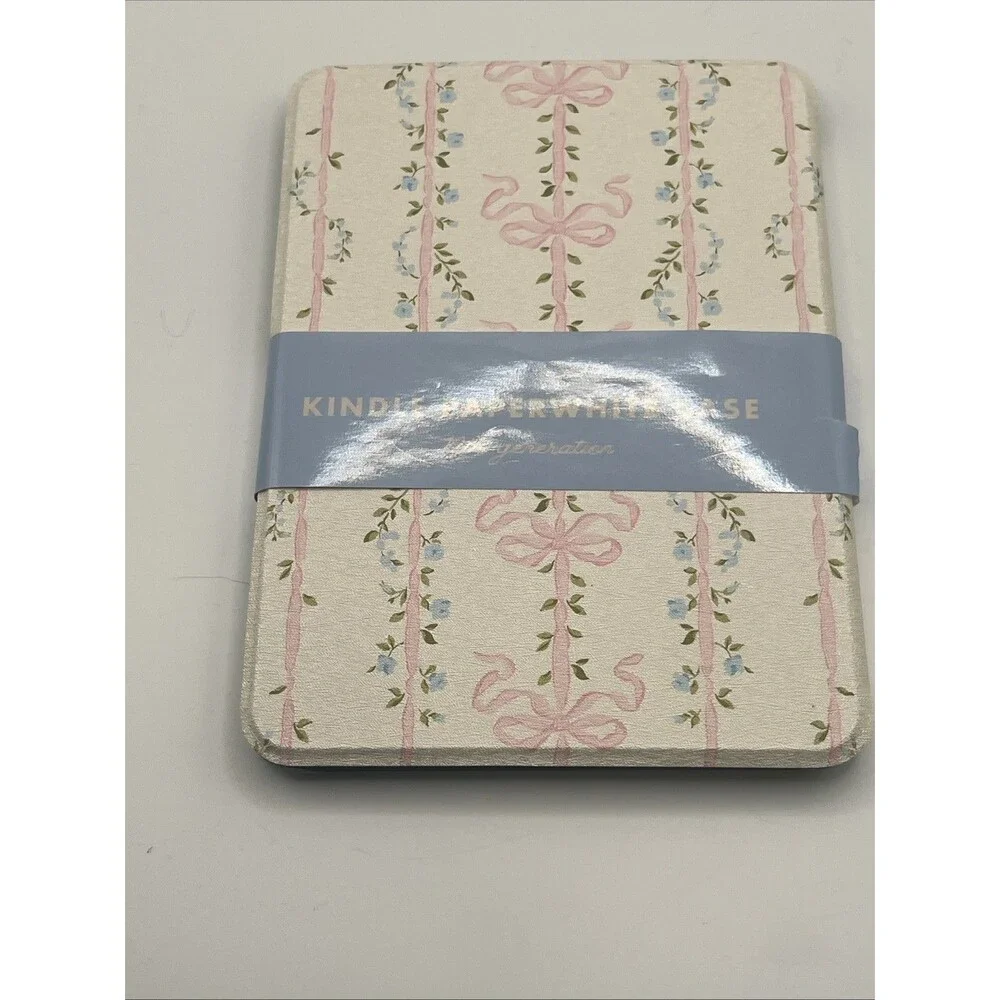 Francescas Rose Bow Vine Kindle Case